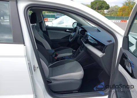 2022 Volkswagen Taos 1.5T S z USA, uszkodzony, nr VIN 3VVCX7B21NM017928